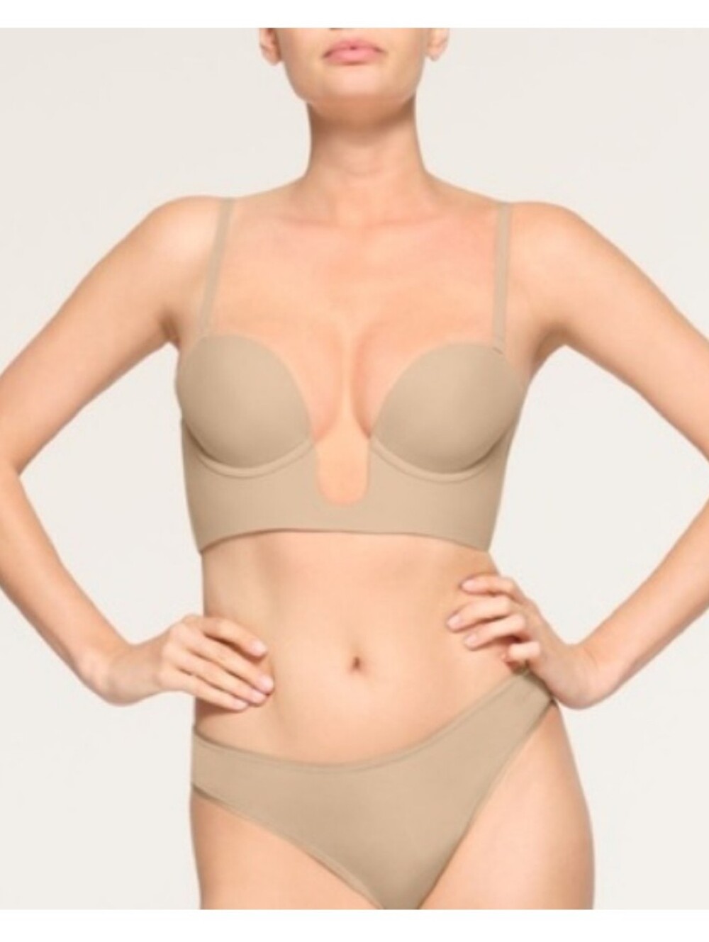 SKIMS Plunge Longline Shapewear Bra - Beige